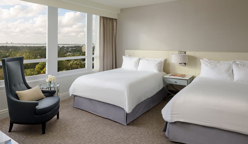 Fontainbleau - Bay View Junior Suite Queen